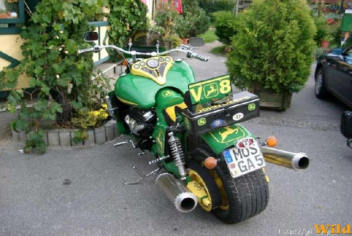 Ez sem semmi! V8!!! de ????ccm