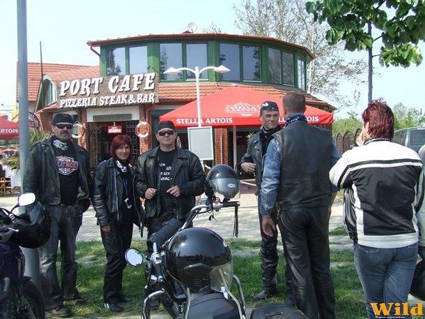 Mi ettől függetlenül elindultunk és sokan menet
közben csatlakoztak!