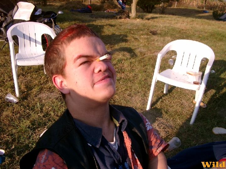 egyszer...
tanyán...
másnaposan