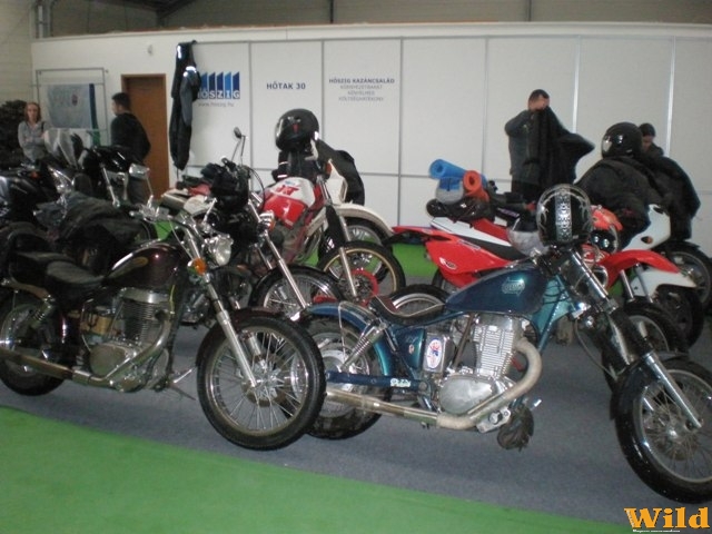 Fejedelmi hely a motoroknak.