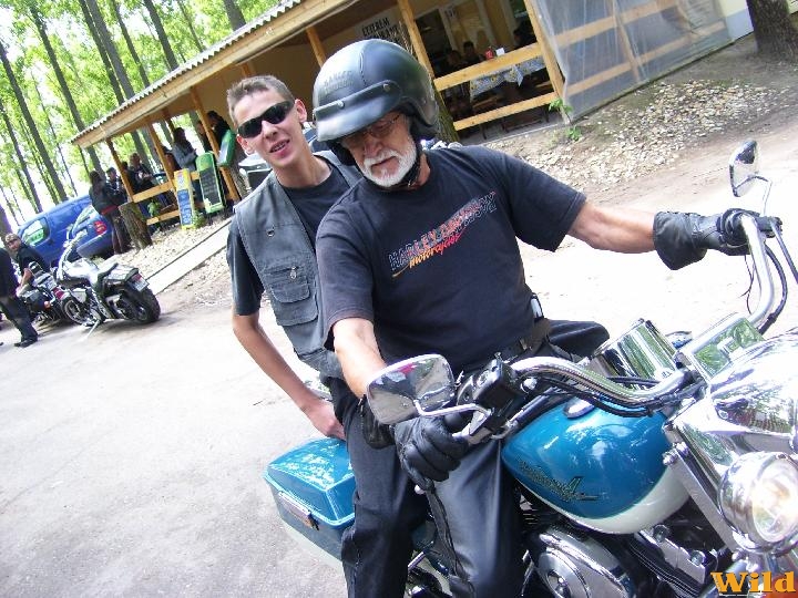 Riza komám a harleyn

